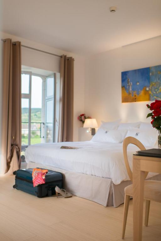 Chateau & Spa De La Cueillette Meursault Room photo